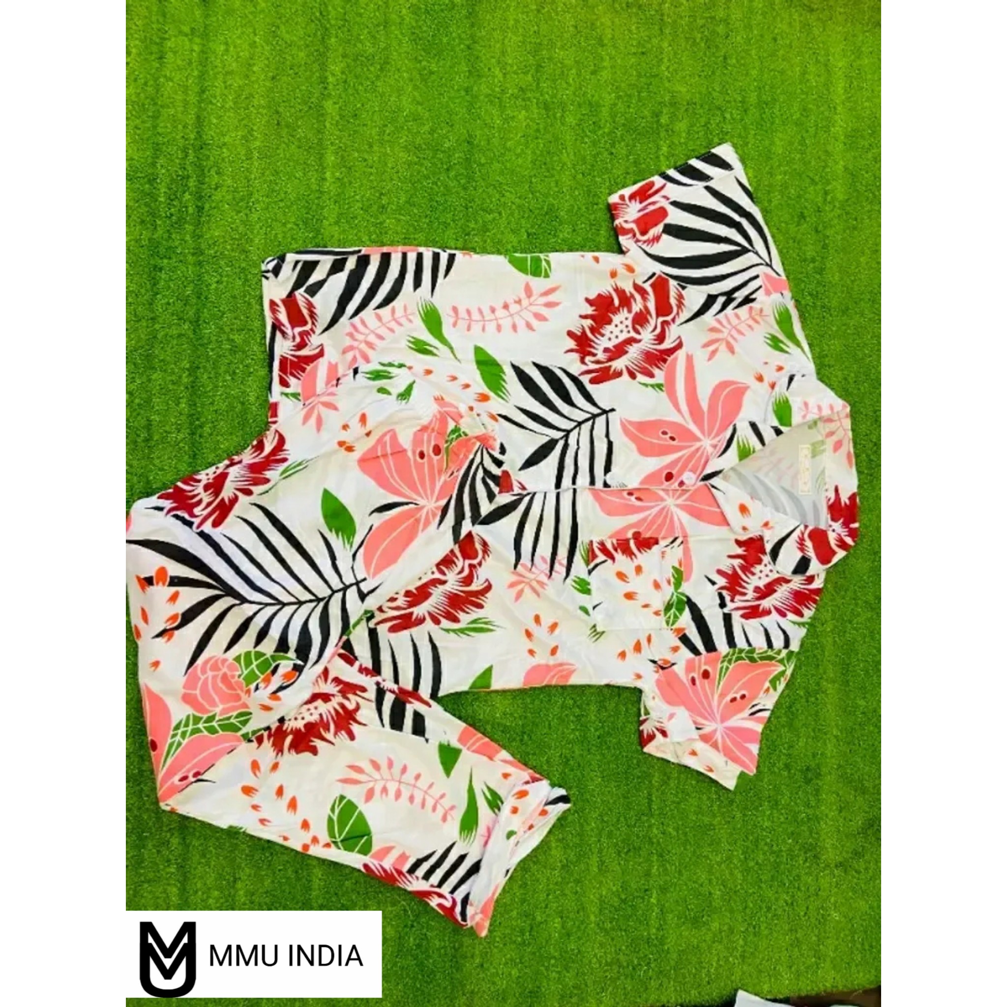 PhotoGrid_Site_1685898349272